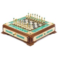 Подарочные шахматы «Малахитовый ларец» в футляре