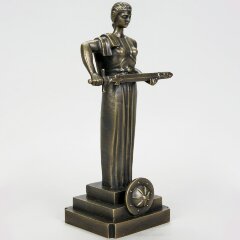 Бронзовая статуэтка «Мать Армения»