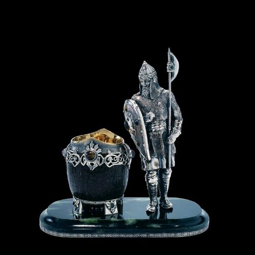 Серебряная икорница «Русский витязь» из кокосового ореха (нефрит)