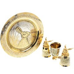 Декоративная тарелка «Заяц» с тремя стопками перевертышами