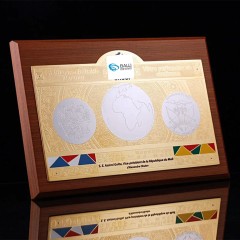 Наградная плакетка «Сотрудничество» в подарок партнёрам по бизнесу