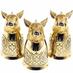 Декоративная тарелка «Кабан» с тремя стопками перевертышами