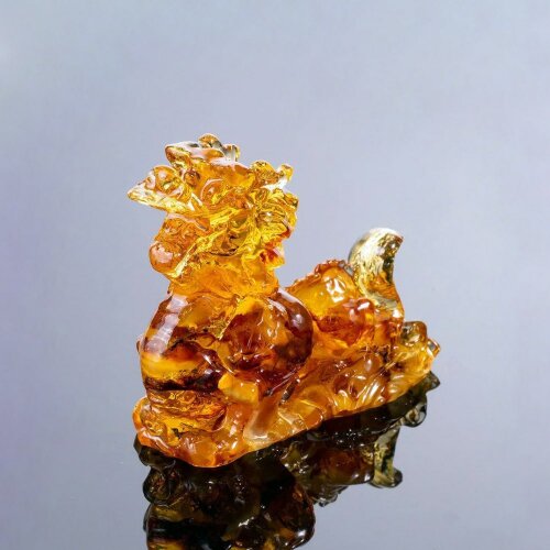 Миниатюрная фигурка из янтаря «Китайский дракон» — как символ нового 2024 года