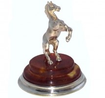 Сувенирная статуэтка «Конь на дыбах»