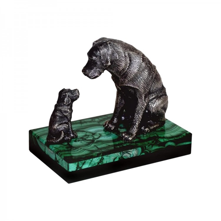 Сувенирная статуэтка «Лабрадор с щенком» на малахите